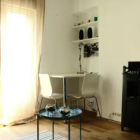 Nicole Shelter Apartment Paris